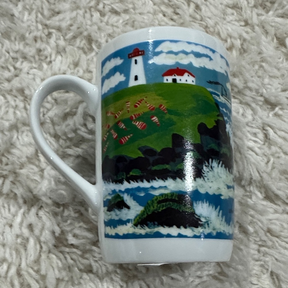 MAUDE LEWIS Seaside Lighthouse Ceramic Mug in Blue and White. New - Picture 3 of 6